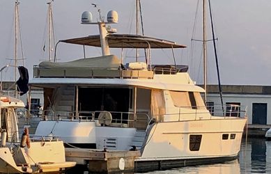 55' Fountaine Pajot 2011 Yacht For Sale
